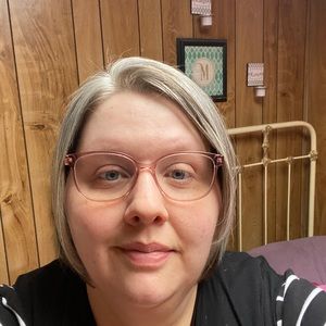 Meet your Posher, Monica